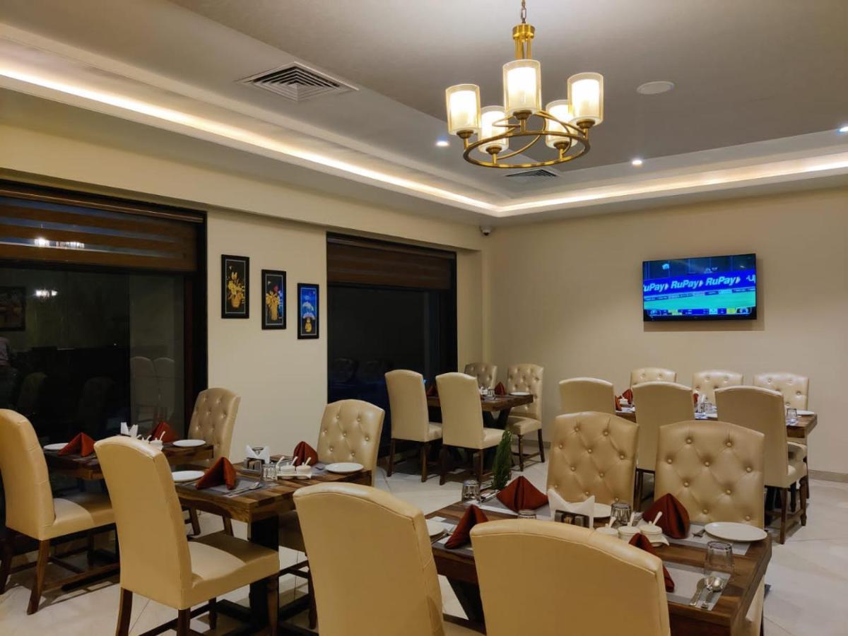 The Imperial Prime Clarks Inn Suites, Bhilwara Luaran gambar