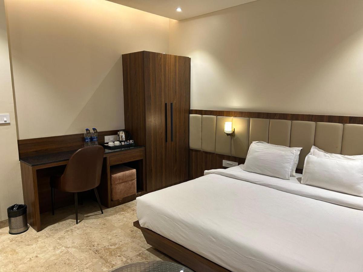 The Imperial Prime Clarks Inn Suites, Bhilwara Luaran gambar