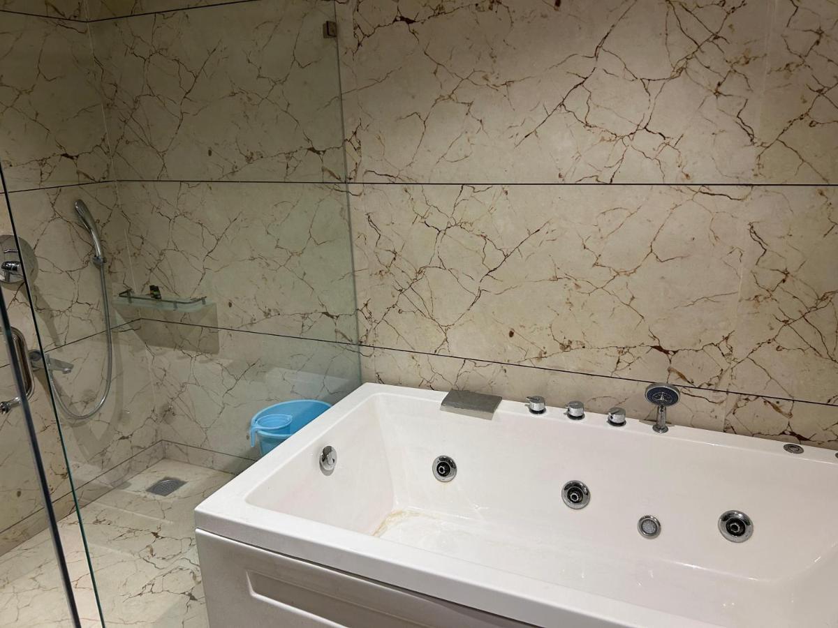 The Imperial Prime Clarks Inn Suites, Bhilwara Luaran gambar